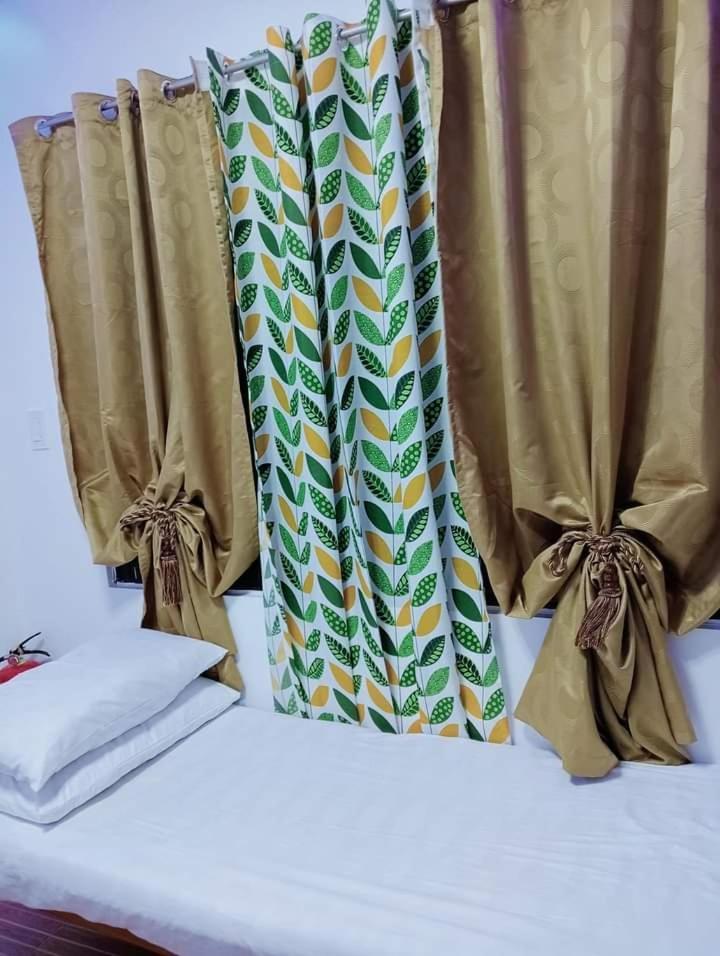 Zia Homestay Burgos  Exterior photo