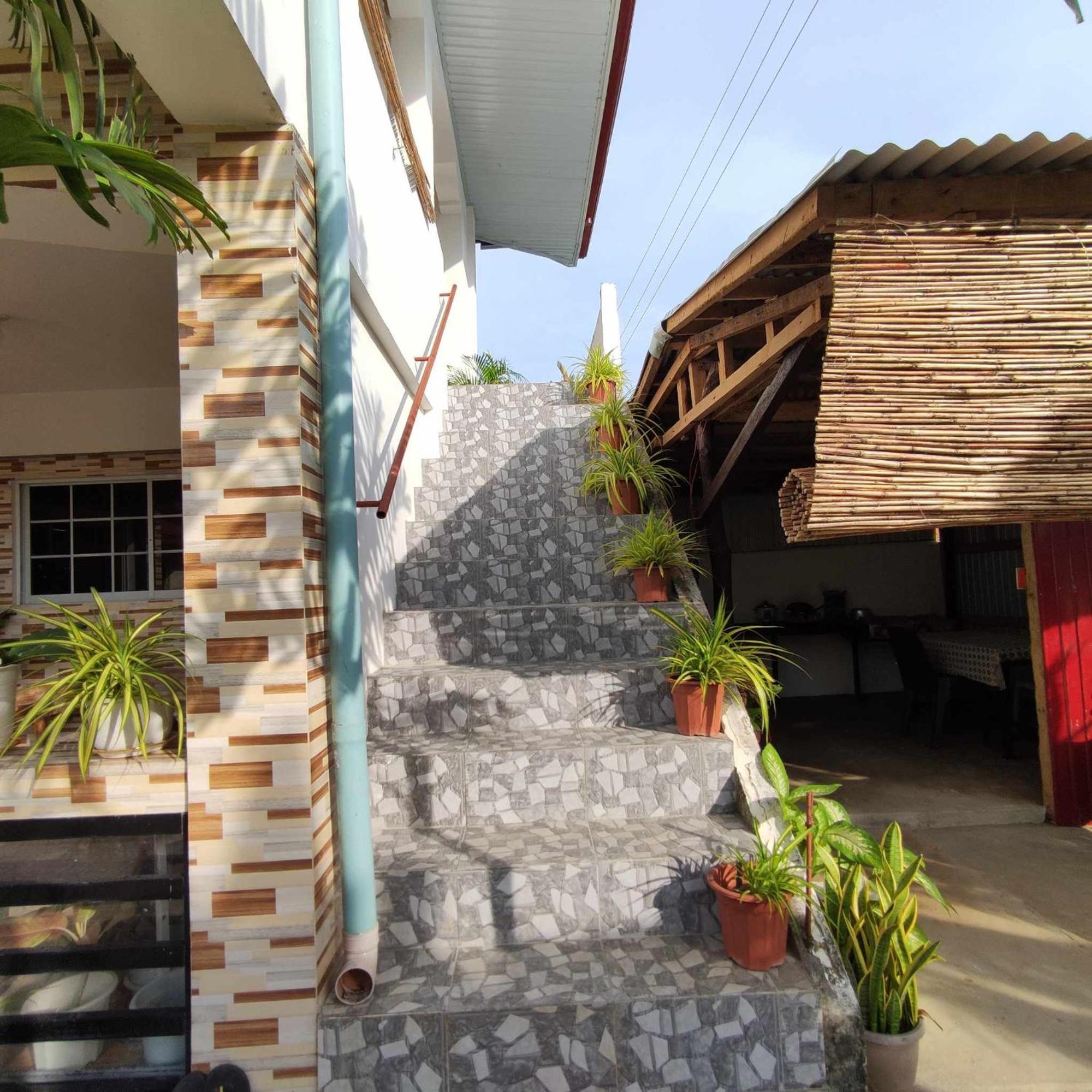 Zia Homestay Burgos  Exterior photo