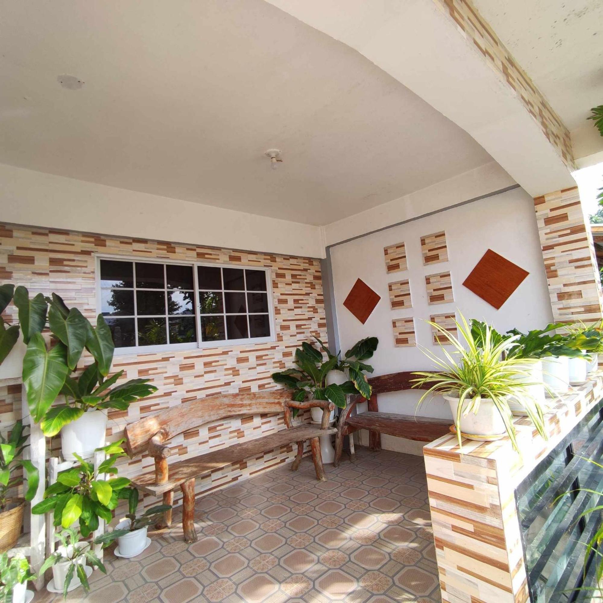 Zia Homestay Burgos  Exterior photo