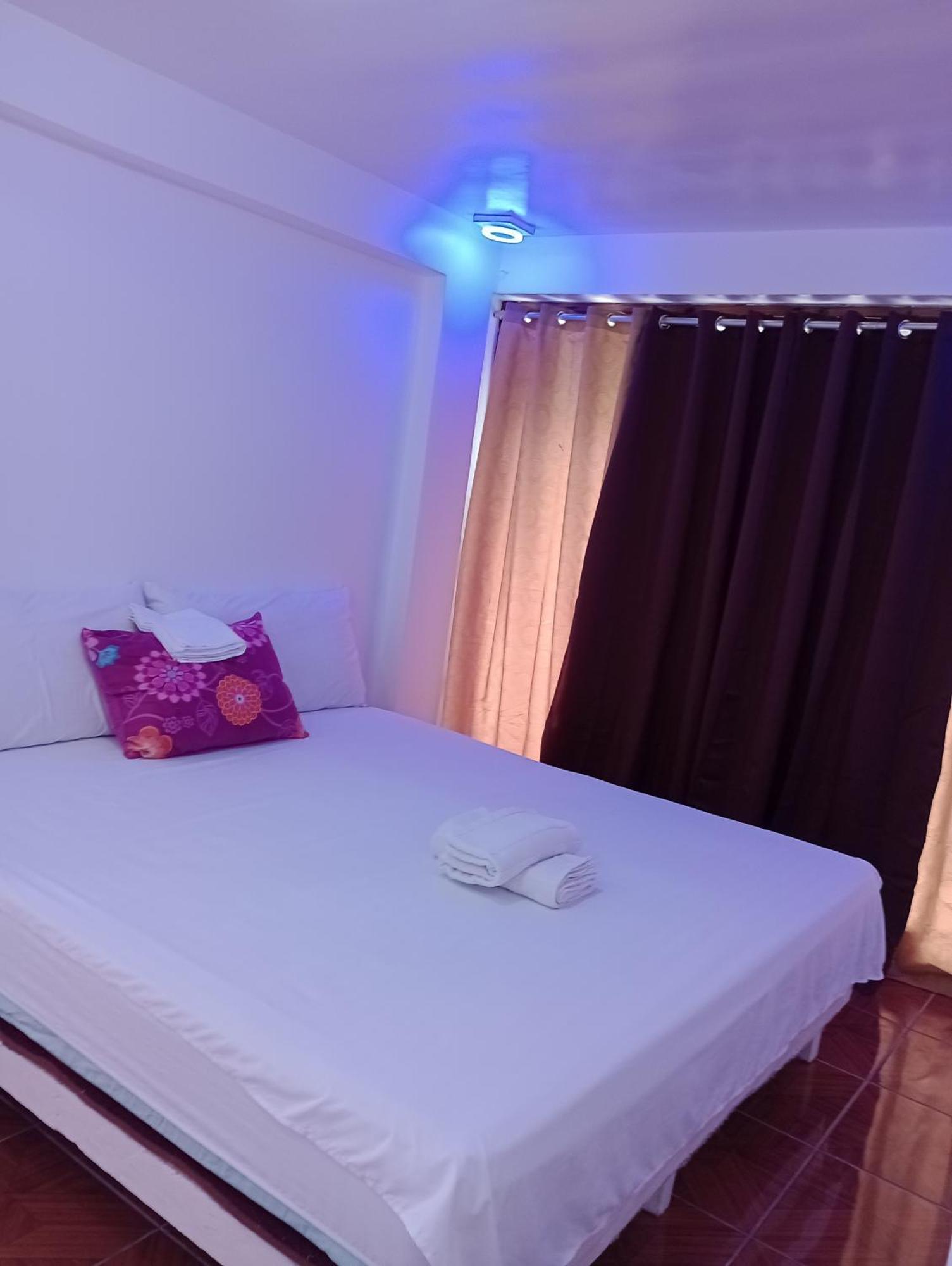Zia Homestay Burgos  Exterior photo